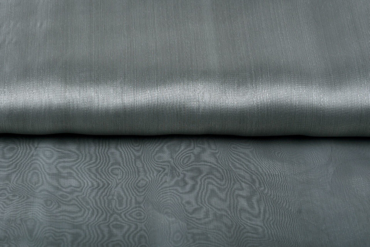 Seda Coreana Gris Oscuro Seda Coreana Gris Oscuro