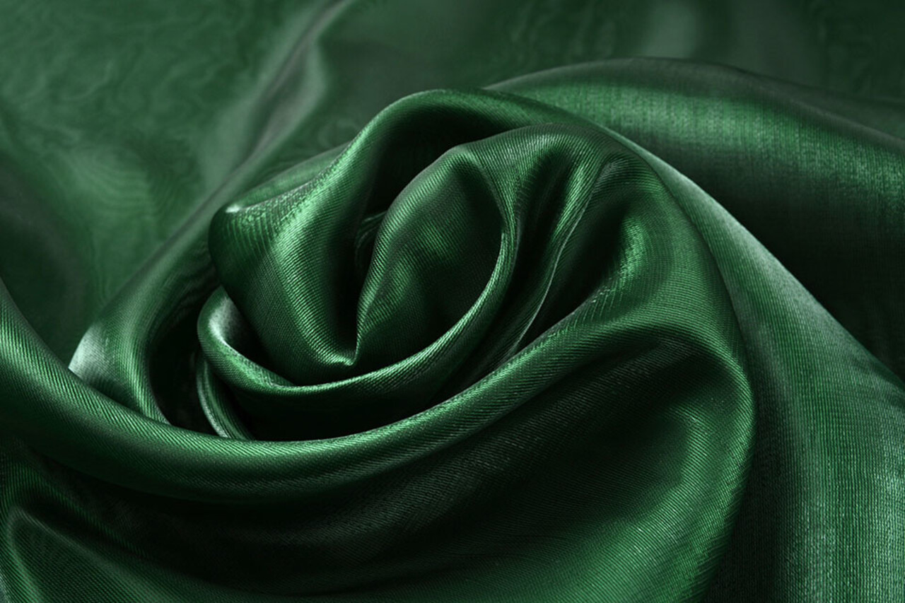Korean Silk Donker groen Korean Silk Donker groen