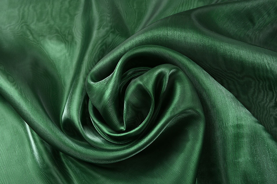 Korean Silk Donker groen