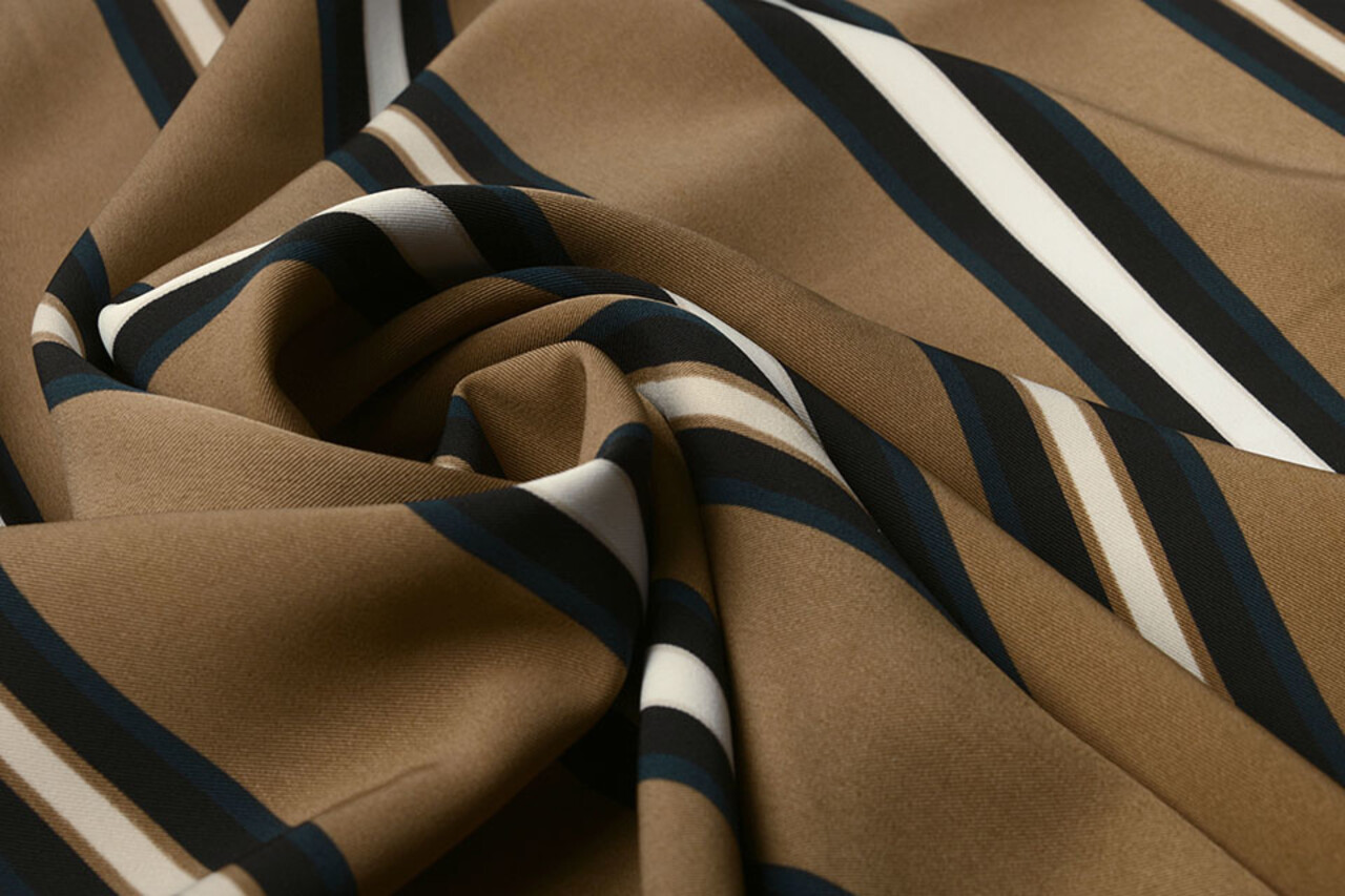 Crepe Printed Lizzy Stripes Mocha Brown