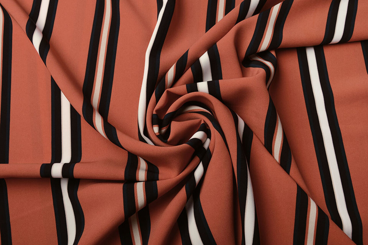 Crepe Printed Lizzy Stripes Orange Brique Crepe Printed Lizzy Stripes Orange Brique