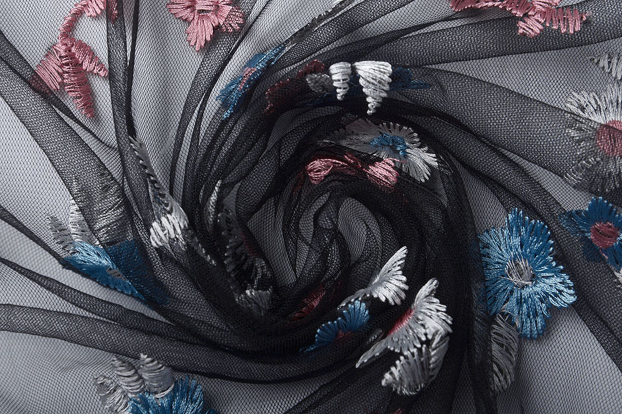 Mesh Embroidered Isa Mesh Embroidered Isa