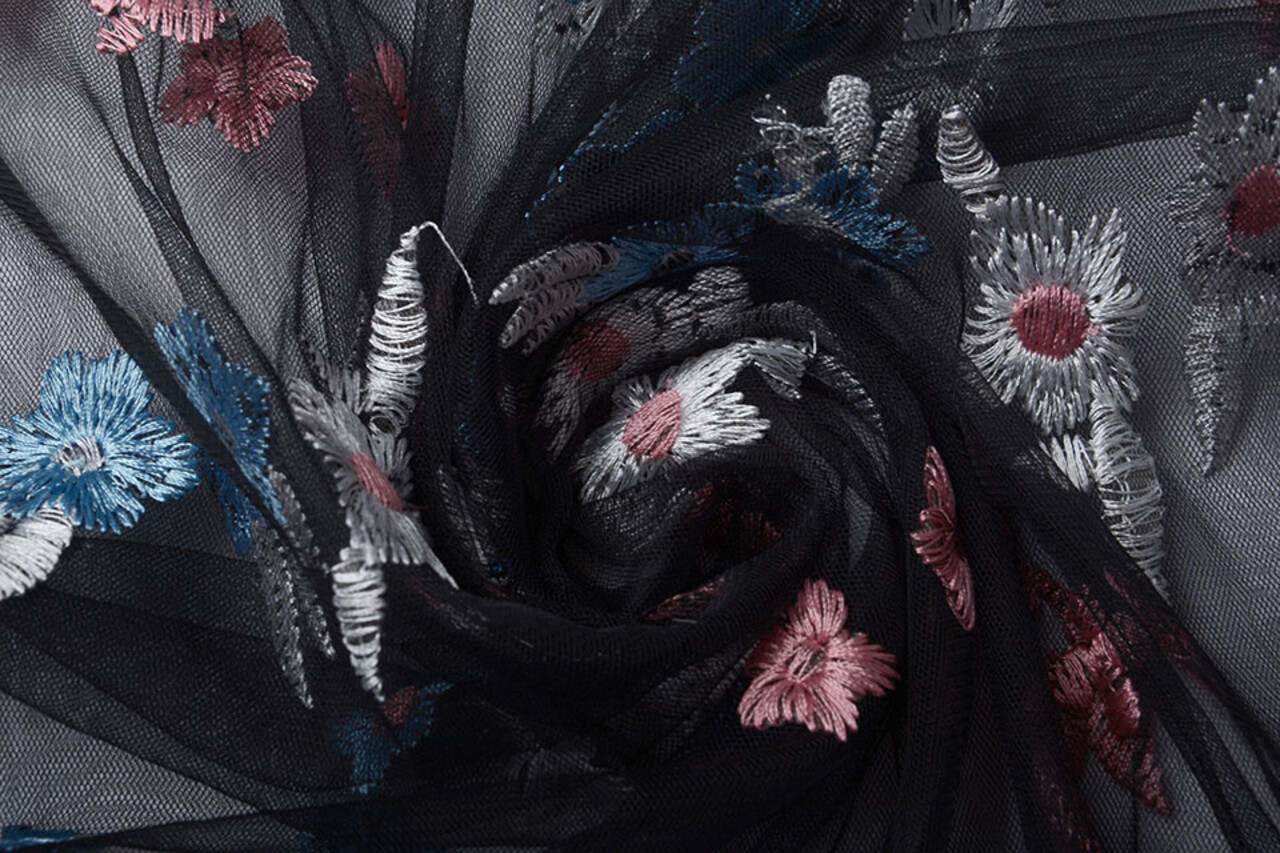 Mesh Embroidered Isa Mesh Embroidered Isa