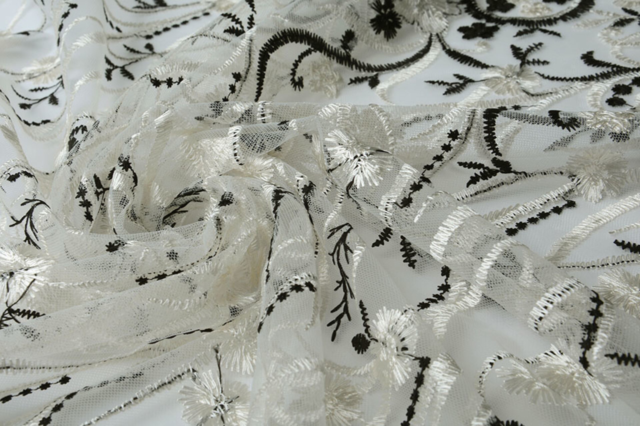 Mesh Embroidered Victoria Creme Black