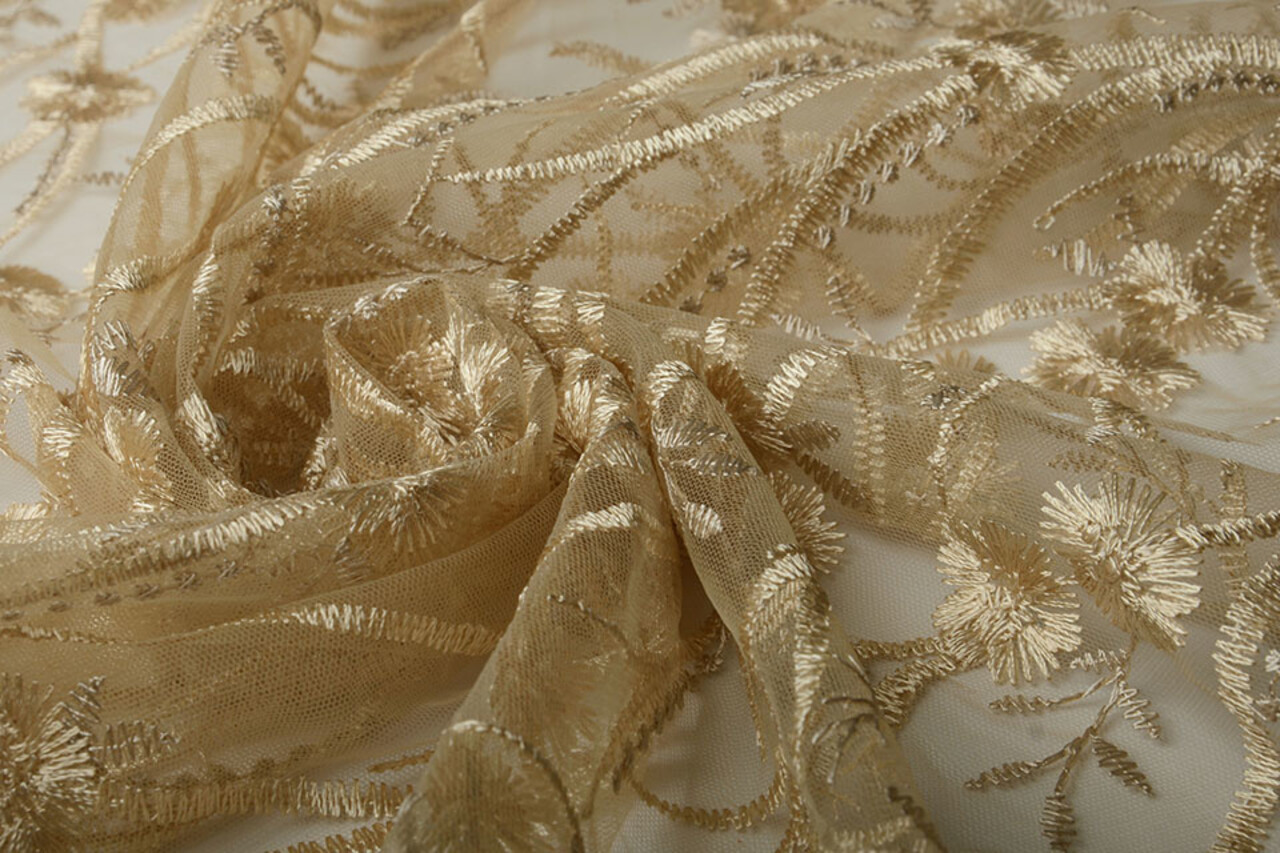 Mesh Geborduurd Victoria Licht Goud