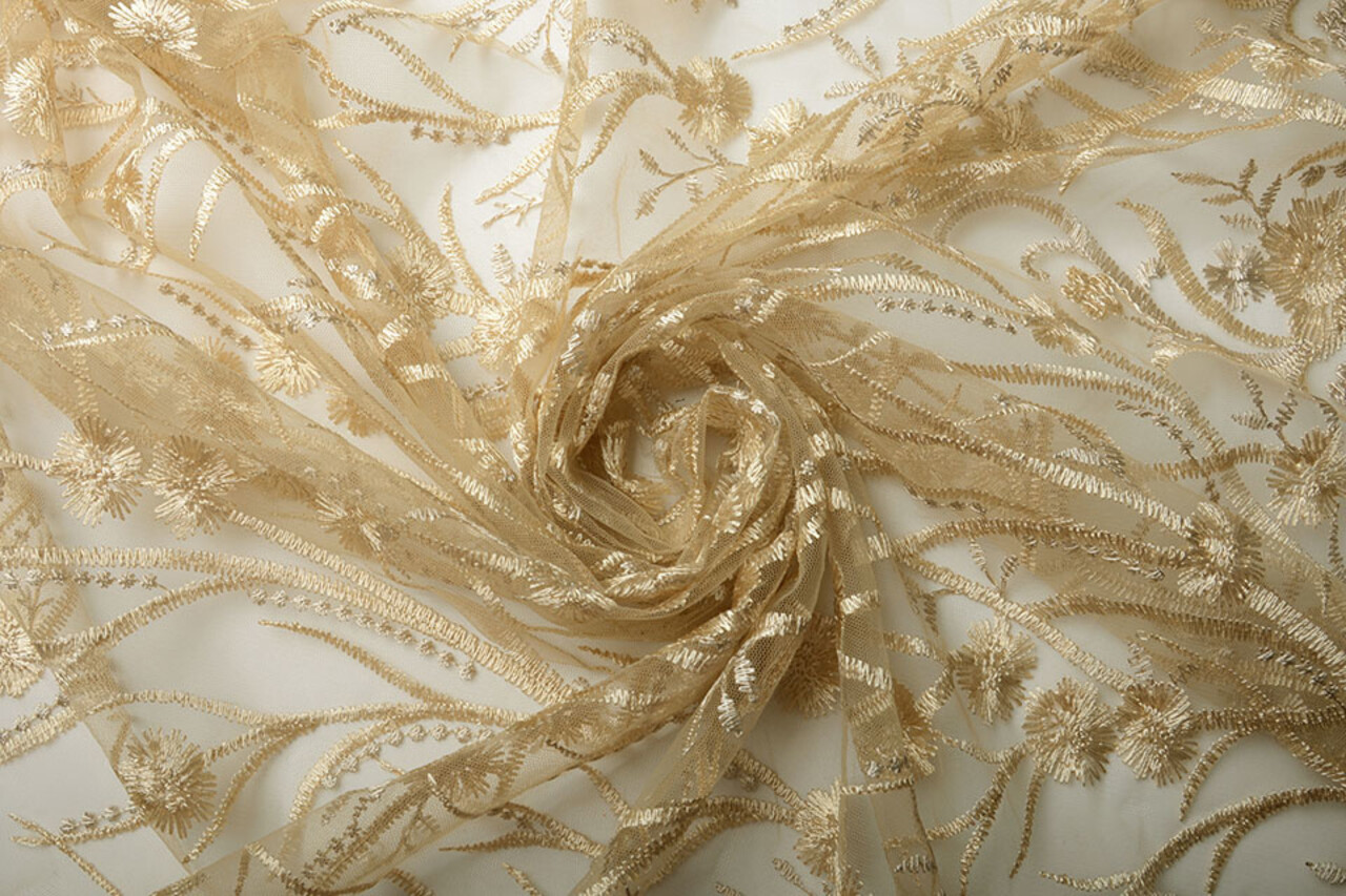 Mesh Geborduurd Victoria Licht Goud