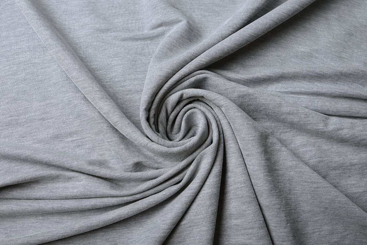 Flowy Pique Melange Grau