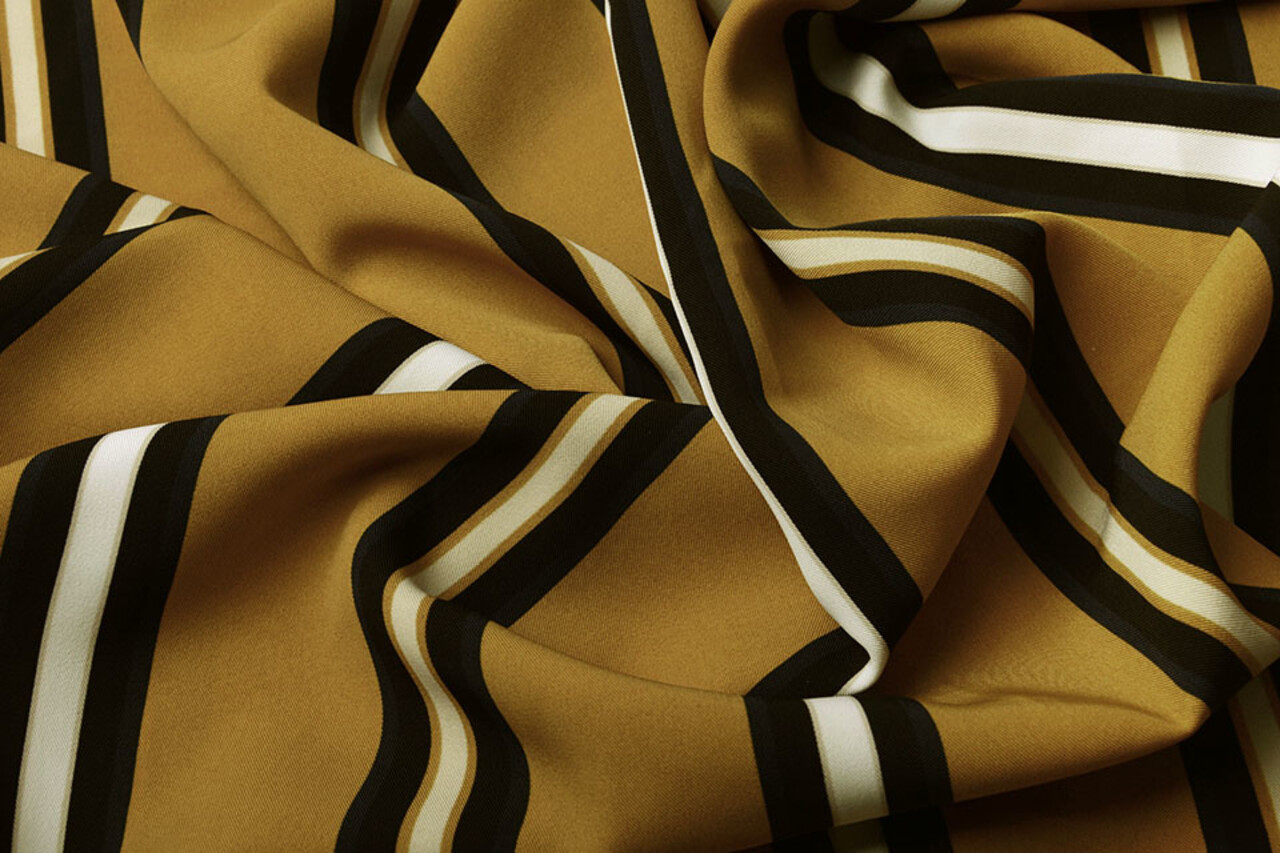 Crepé Estampado Lizzy Rayas Ocre
