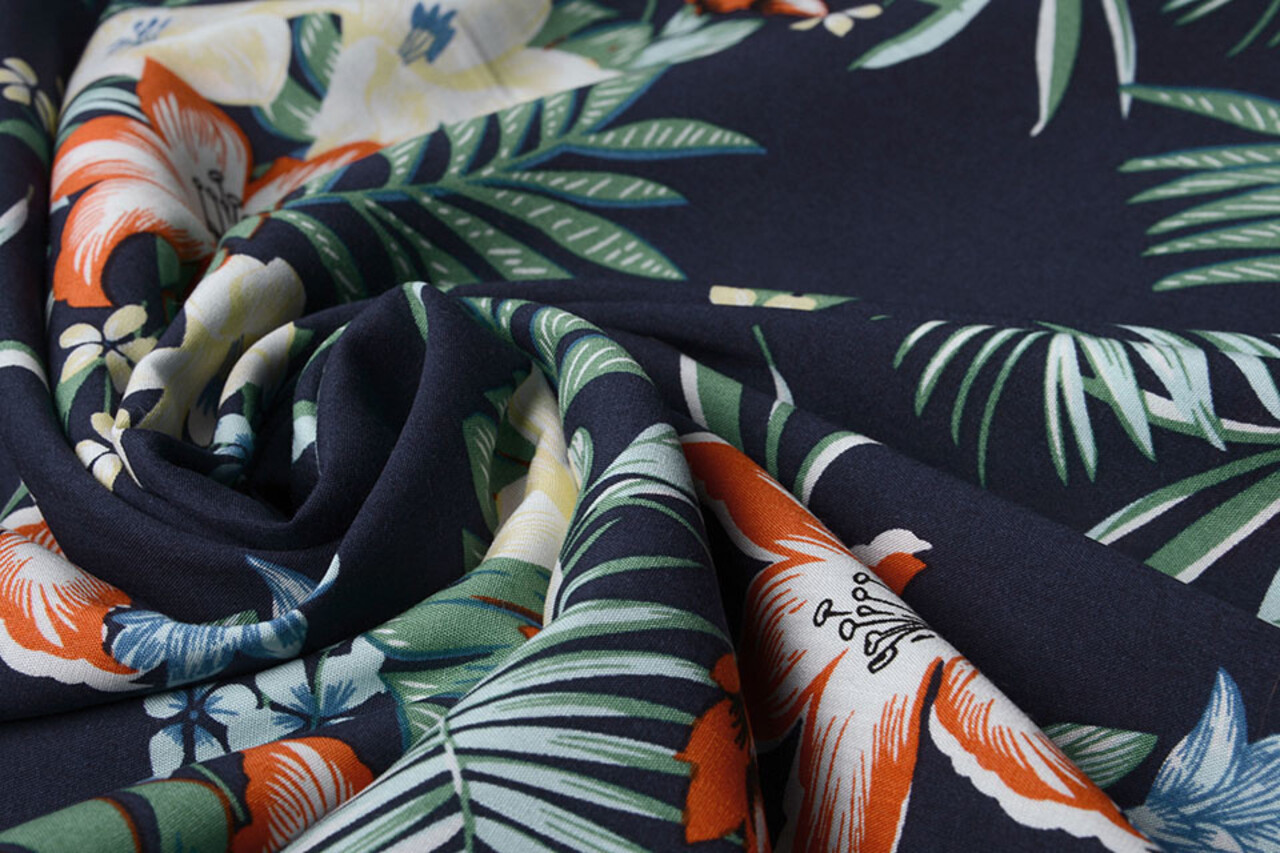 100% Viscose Amazone Bladeren Marine Blauw 100% Viscose Amazone Bladeren Marine Blauw