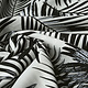 100% Viscose Kira Palm Leaves White - Black