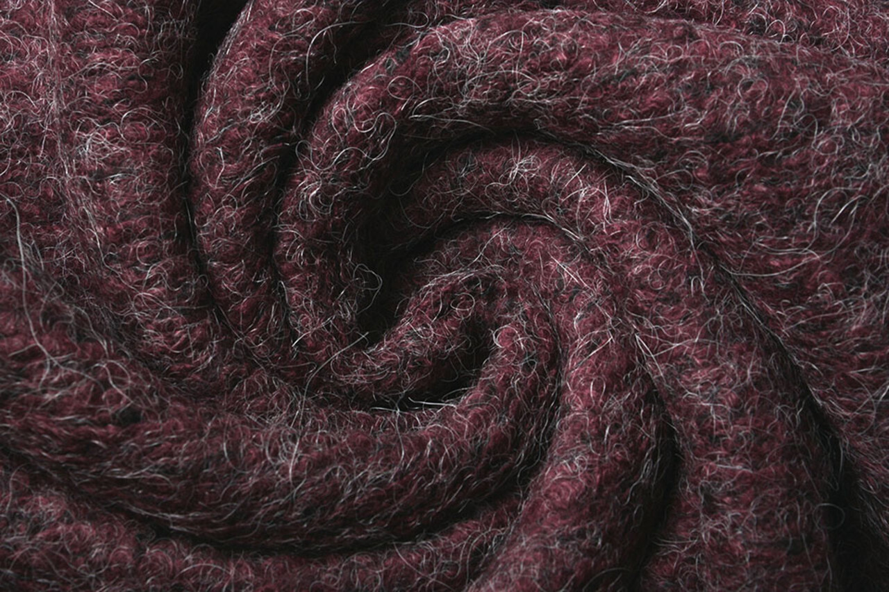 Bouclé Alpaca Bordeaux Bouclé Alpaca Bordeaux