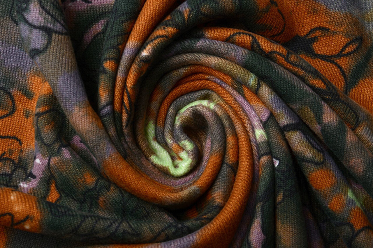 Jersey Tessuto Tie-Dye Fiori Multicolore Jersey Tessuto Tie-Dye Fiori Multicolore