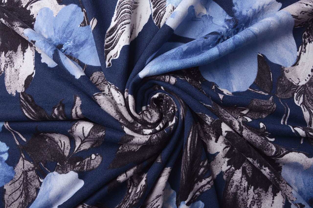 Jersey Tessuto Acquerello Fiori Blu Jersey Tessuto Acquerello Fiori Blu