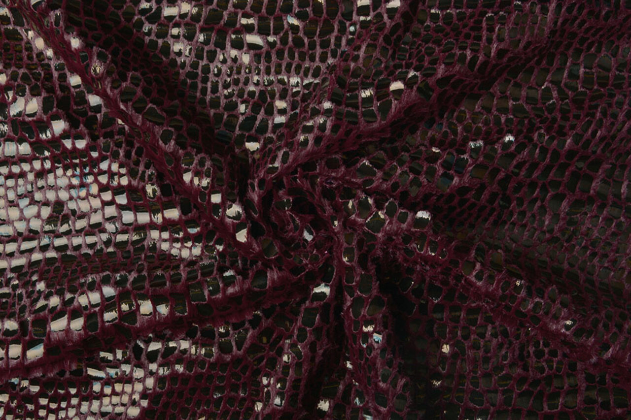 Fur Crocodile Rainbow Foil Bordeaux Fur Crocodile Rainbow Foil Bordeaux