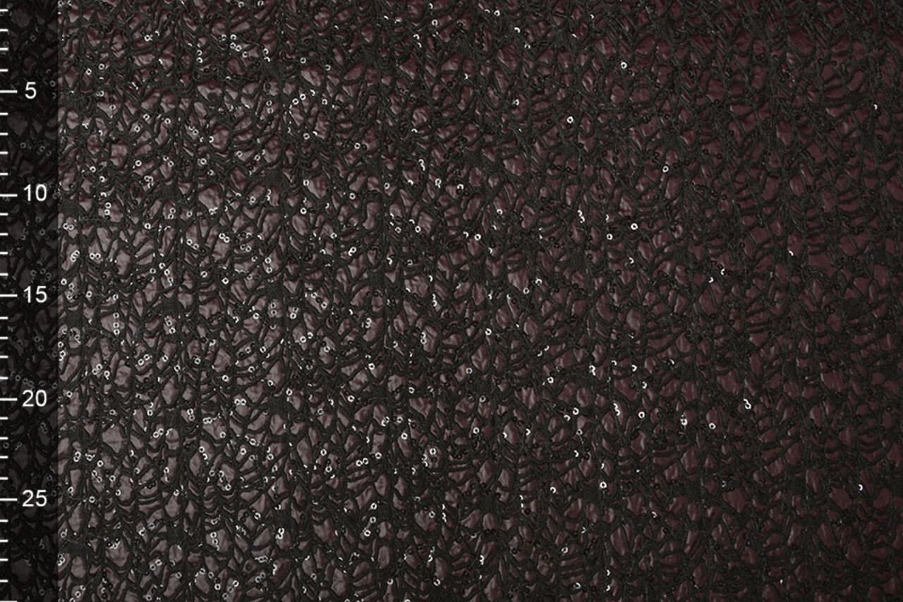 Sequins on Taft Novi Bordeaux