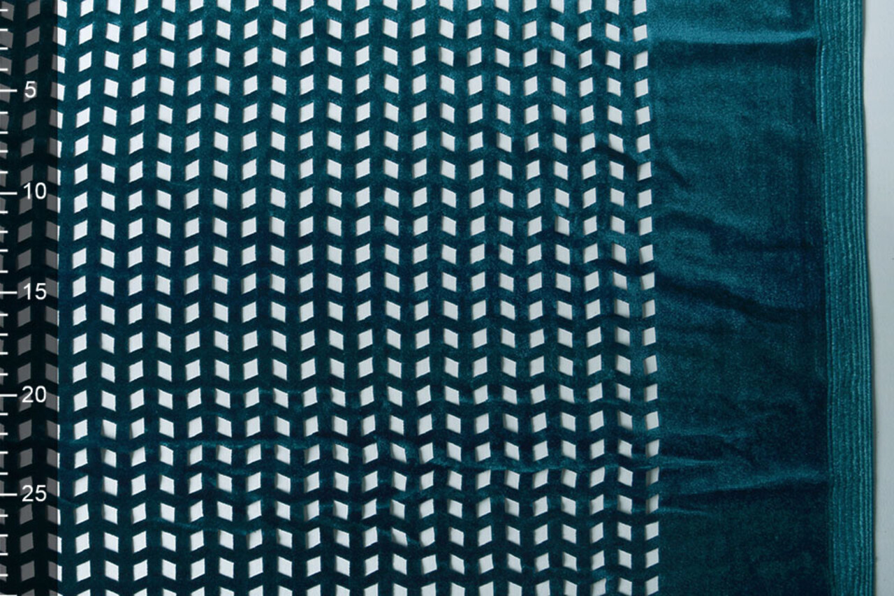 Velours Mesh Checks Petrol Velours Mesh Checks Petrol