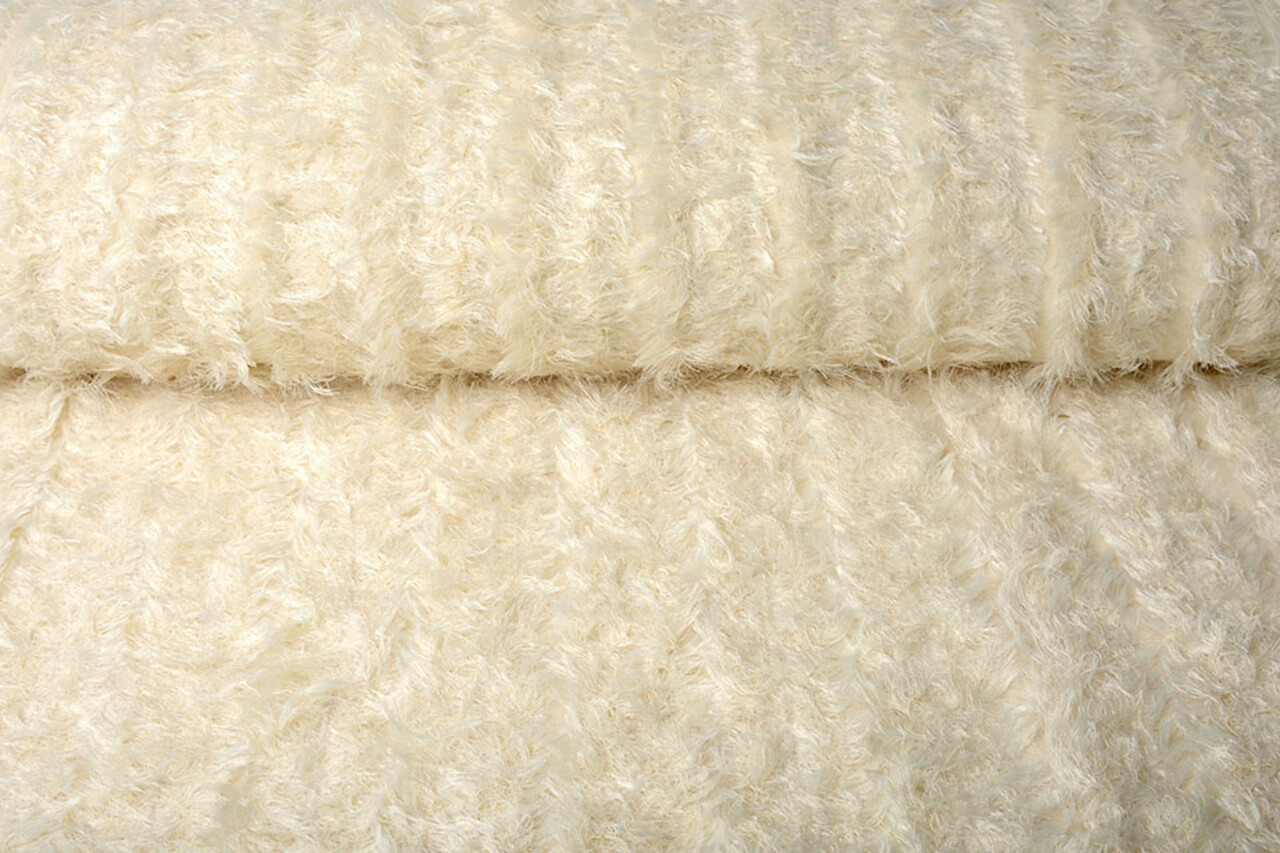 Feiner Tüll 3D Streifen Creme