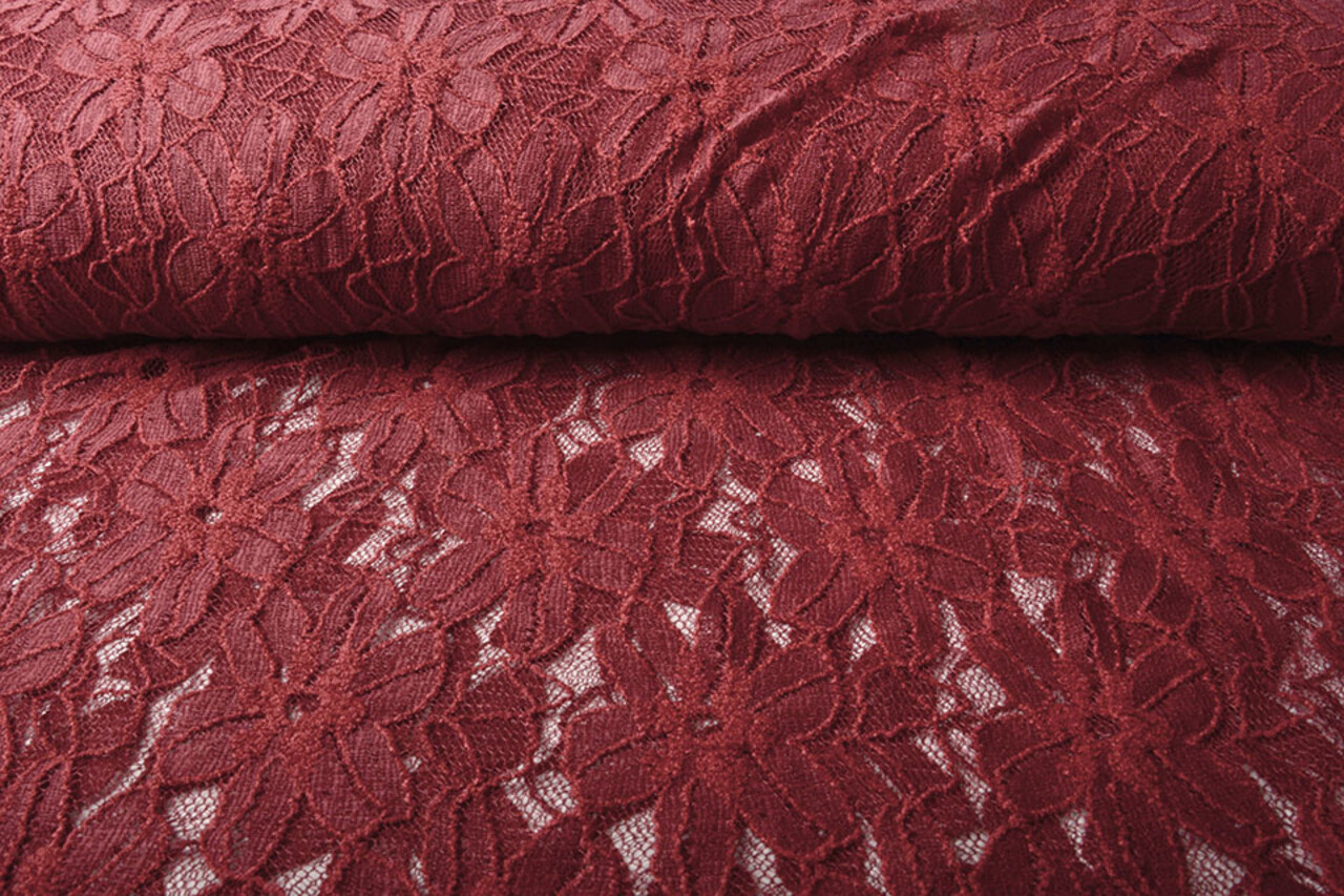 Lace Flowers Fenna Wine Red