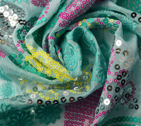 Geborduurde Pailletten op Chiffon Maya Mint Geborduurde Pailletten op Chiffon Maya Mint