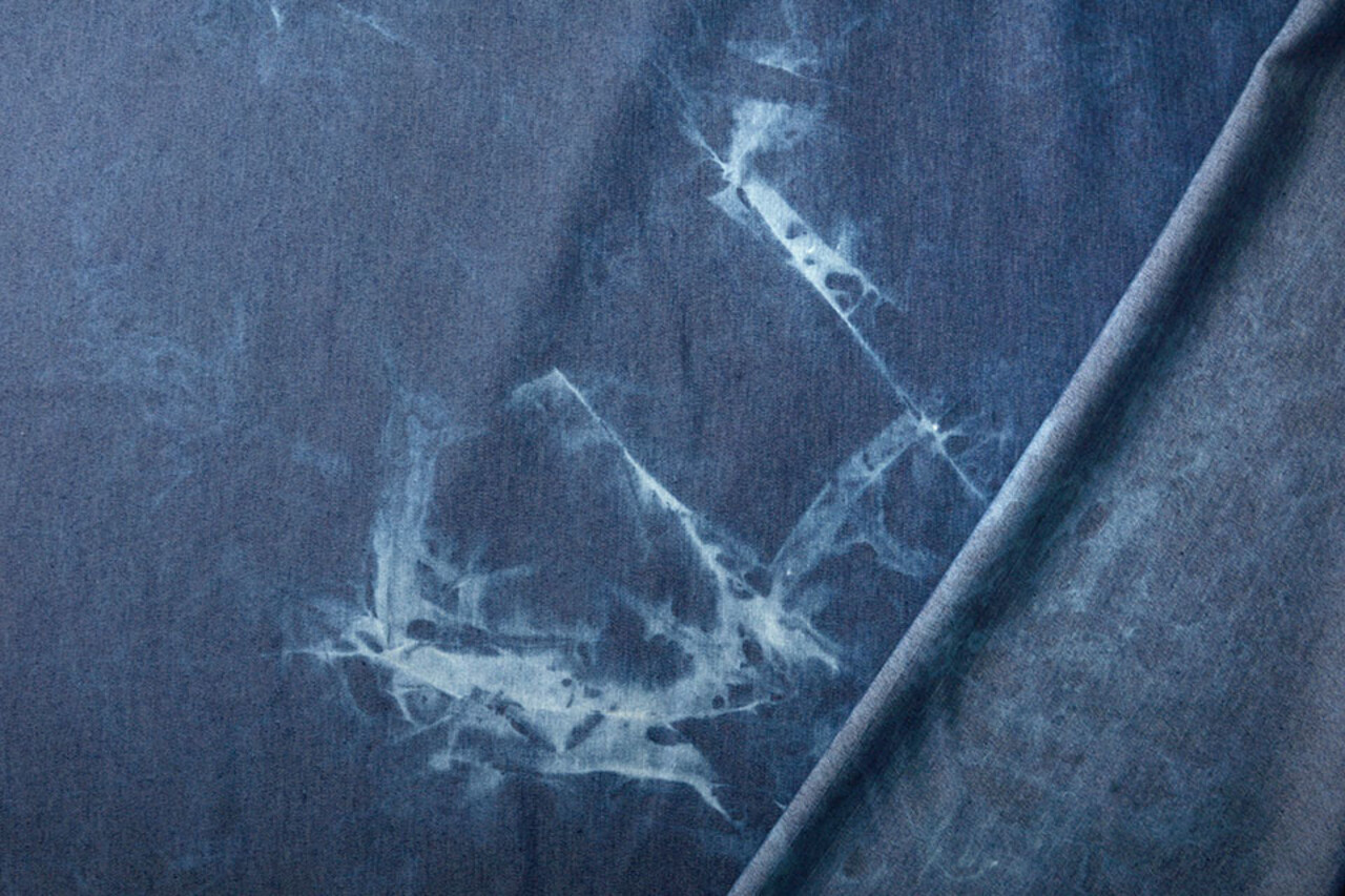 Denim Tie Dye Azul Oscuro