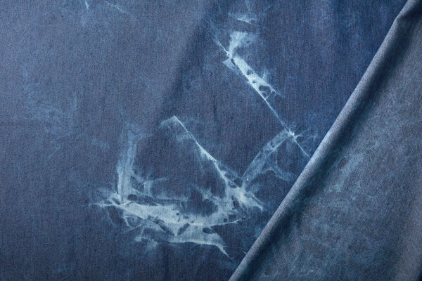 Denim Tie Dye Azul Oscuro