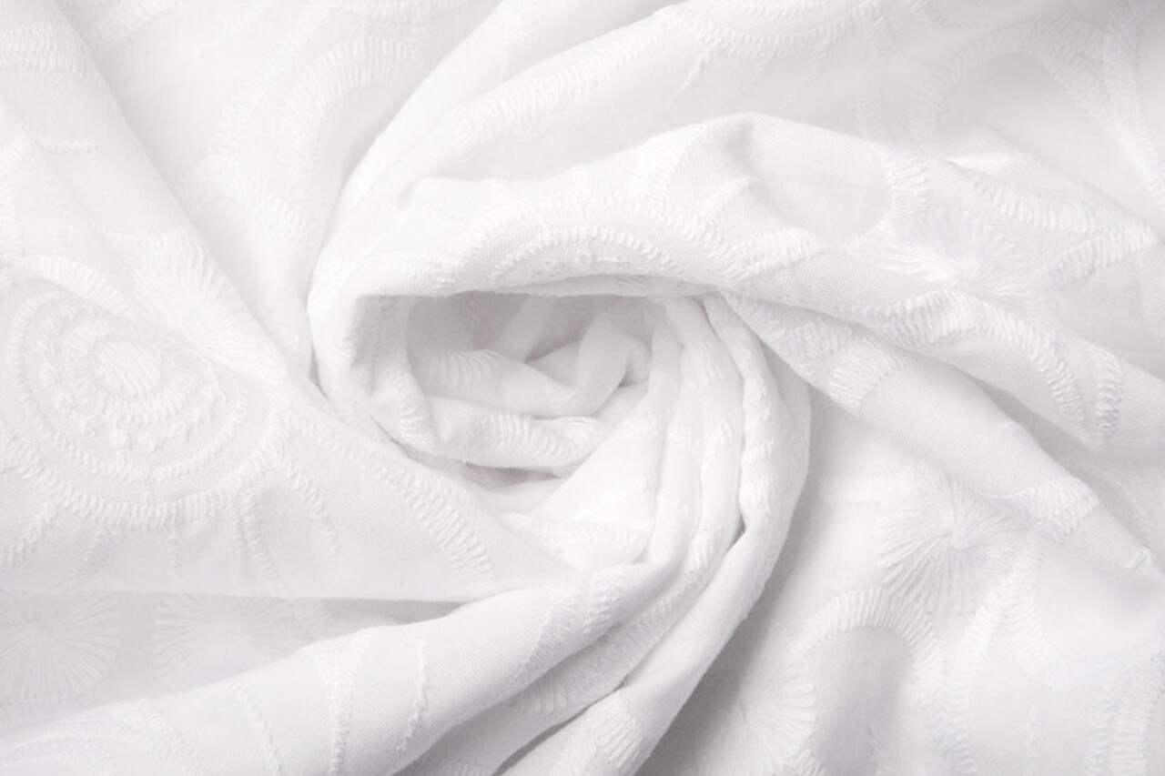 Embroidery Cotton Fleur White