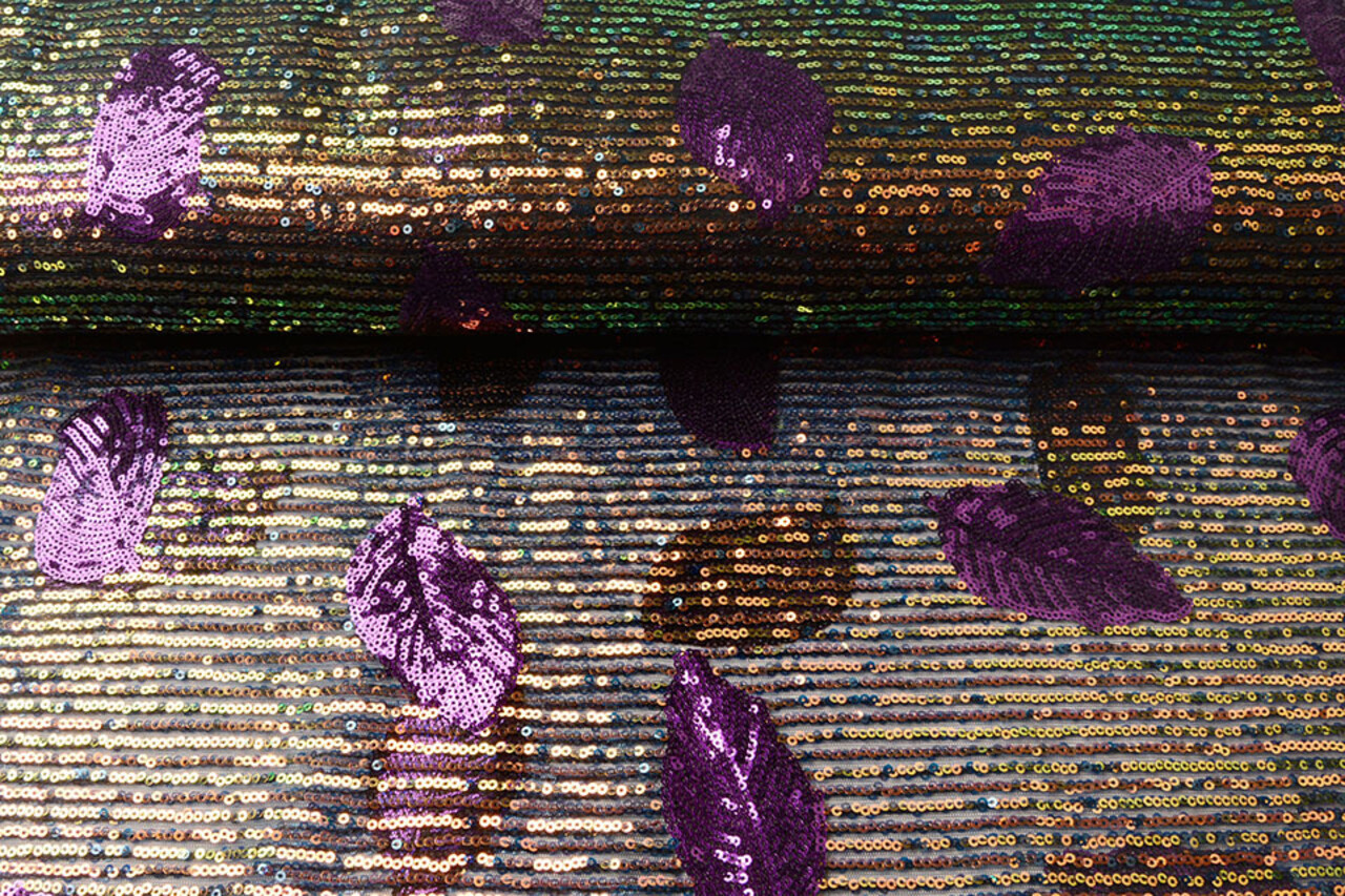 Lentejuelas sobre Malla Plumas Morado