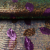 Lentejuelas sobre Malla Plumas Morado Lentejuelas sobre Malla Plumas Morado