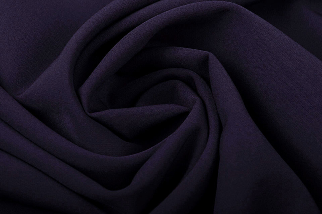 Crepe Stretch Tiefes Dunkellila Crepe Stretch Tiefes Dunkellila