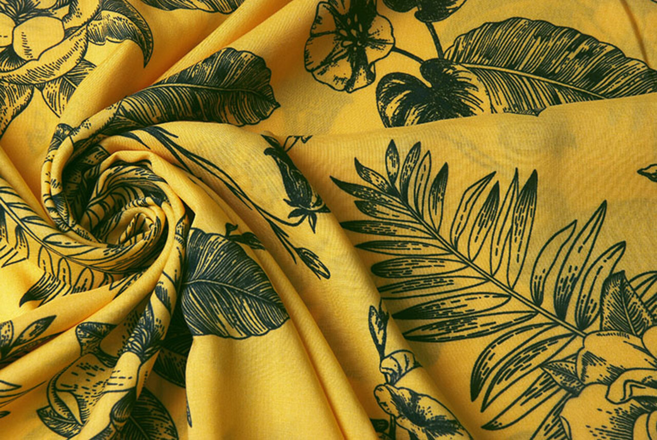 100% Viscose Scarlett Bloemen Geel 100% Viscose Scarlett Bloemen Geel