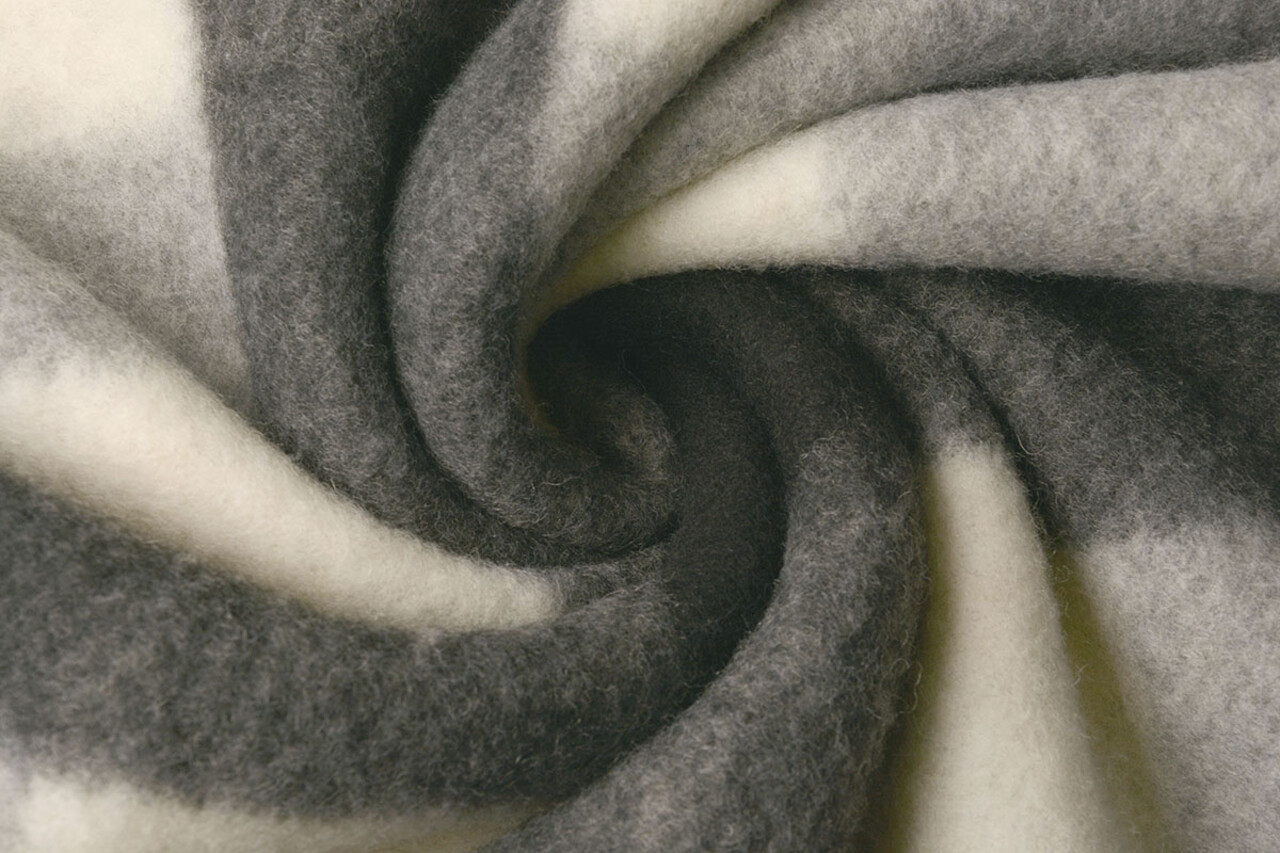 Gestrickter Wollstoff Buffalo  Karo Multi 1 Gestrickter Wollstoff Buffalo  Karo Multi 1