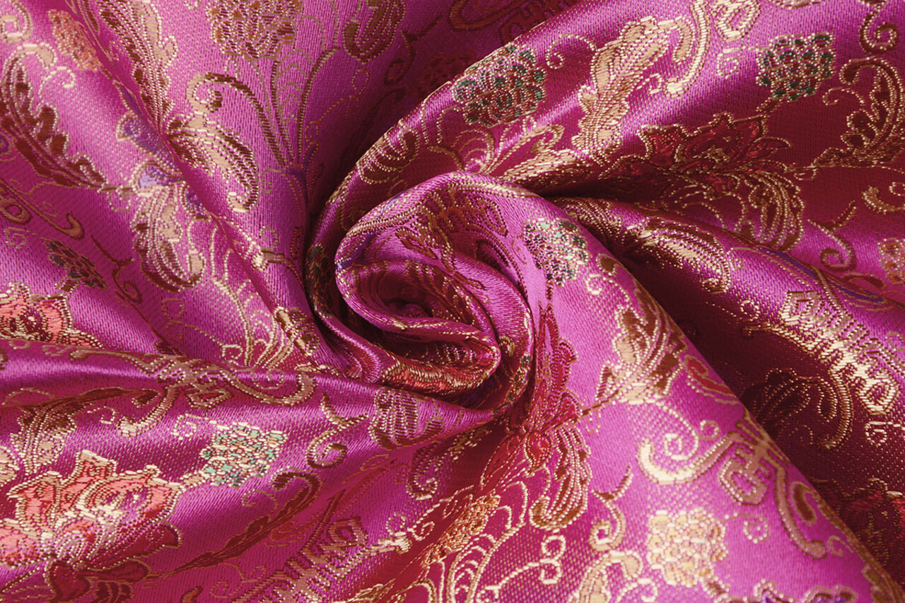 Brokaat Paisley Asiara Fuchsia