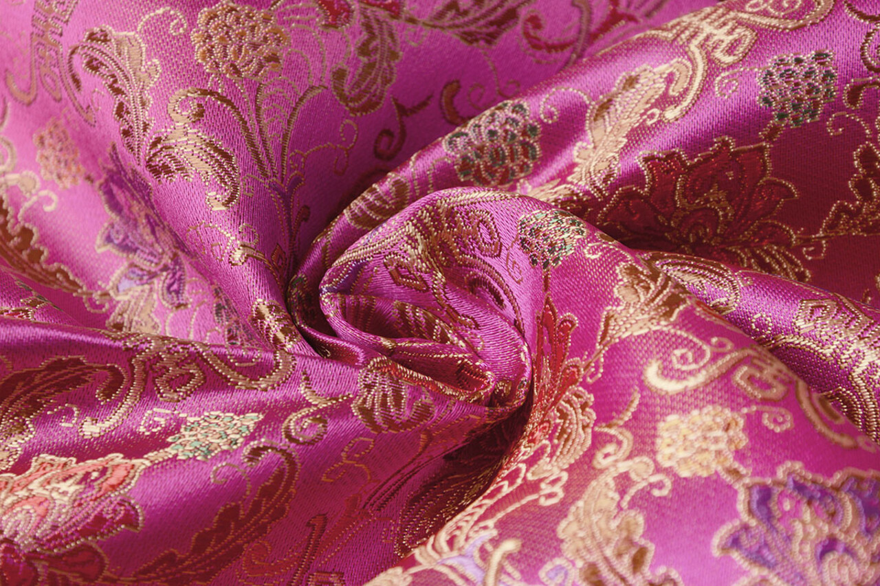 Brocade Paisley Asiara  Fuchsia