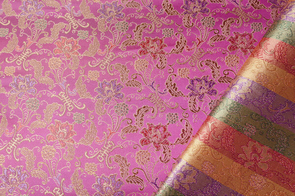 Brokaat Paisley Asiara Fuchsia