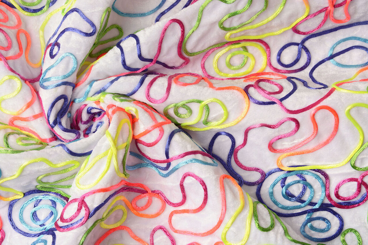 Samtstoff Weiß mit Mehrfarbiger Kabel