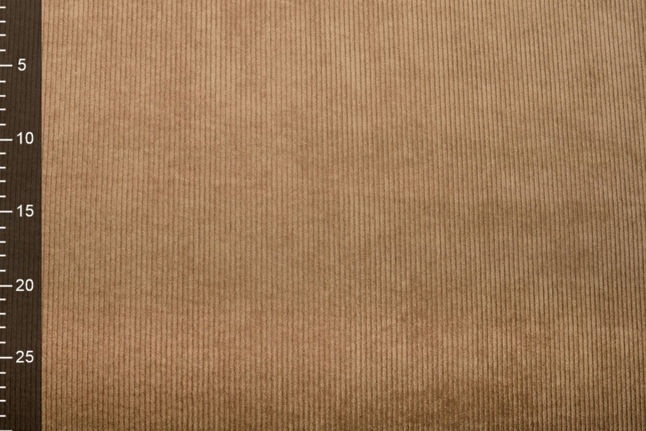 8 W Corduroy Bruin