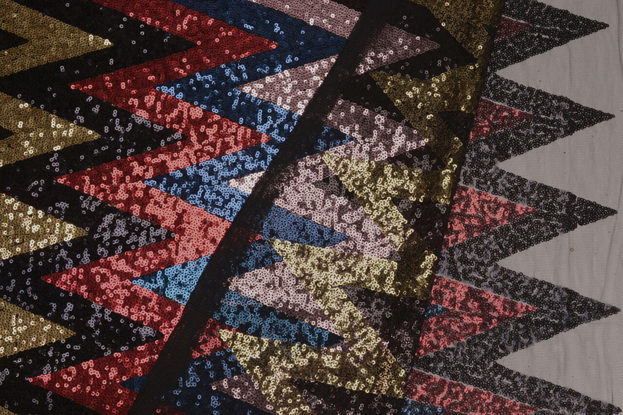 Sequins on Mesh ZigZag Mao Multicolor 4 Sequins on Mesh ZigZag Mao Multicolor 4