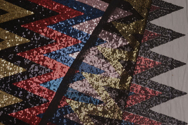 Sequins on Mesh ZigZag Mao Multicolor 4 Sequins on Mesh ZigZag Mao Multicolor 4