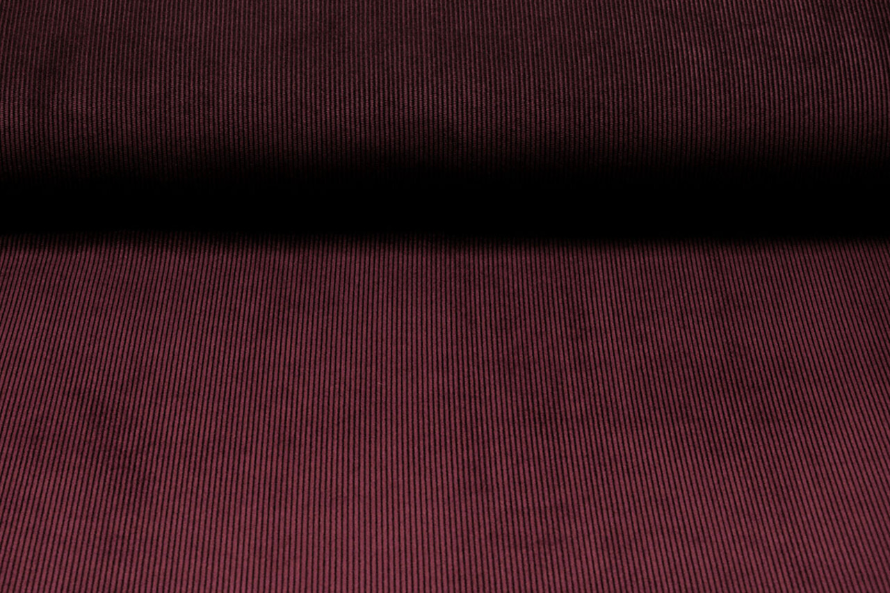 12 W Cordstoff Bordeaux 12 W Cordstoff Bordeaux