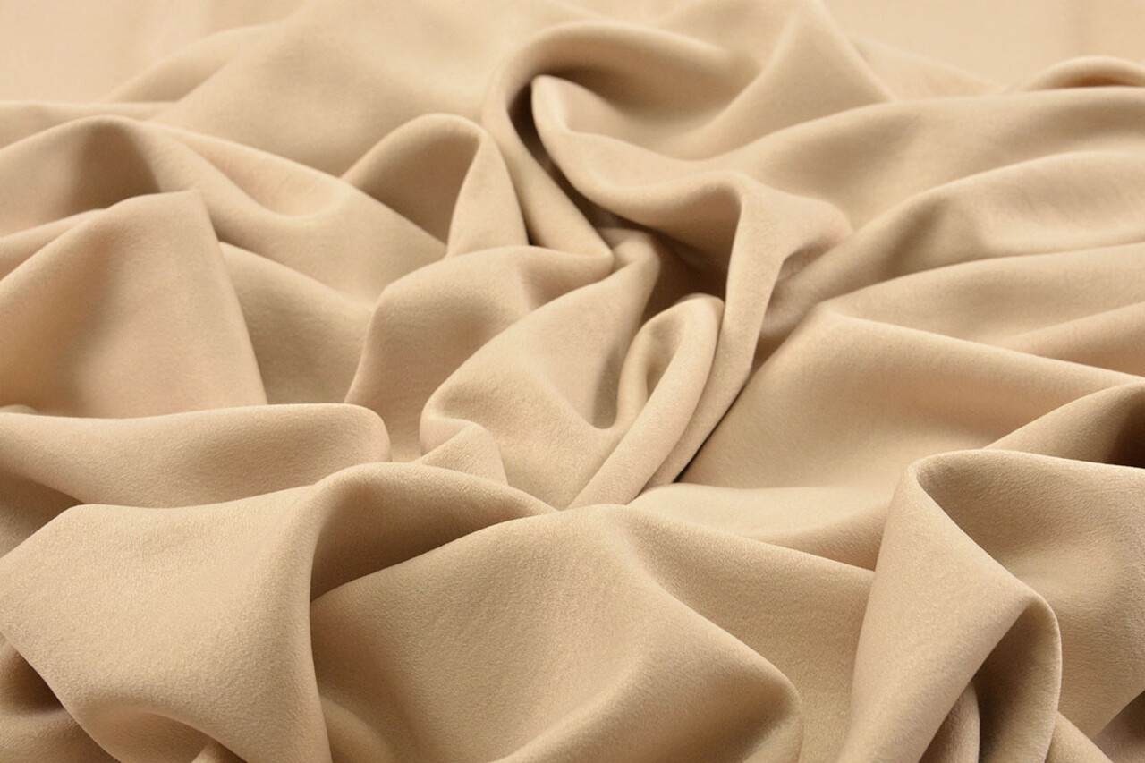 Crinkle Crepe Satin Mat Beige Crinkle Crepe Satin Mat Beige