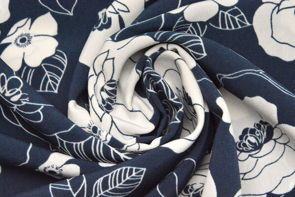 Cupro Stoff Bedruckt Tyambo Marineblau