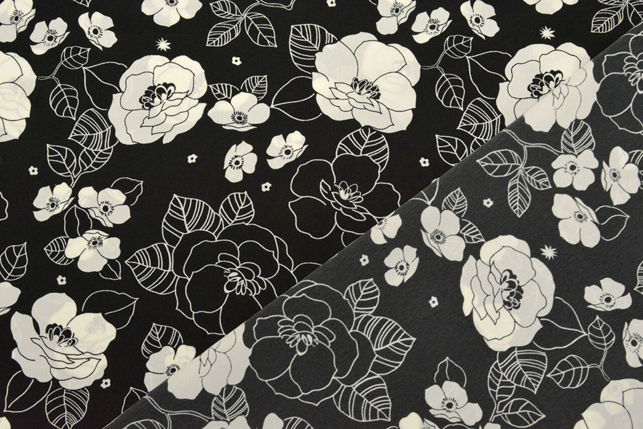 Cupro Stof Bedrukt Tyambo Zwart Cupro Stof Bedrukt Tyambo Zwart