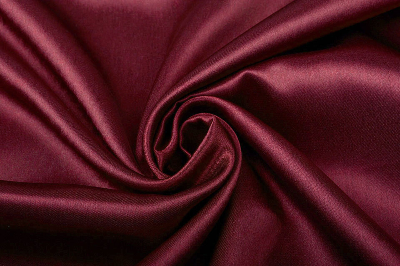 Crêpe Satin Dunkel Rot
