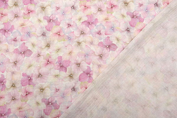 Oeko-Tex®  Double Gauze Fabric Flowers Violetta Oeko-Tex®  Double Gauze Fabric Flowers Violetta