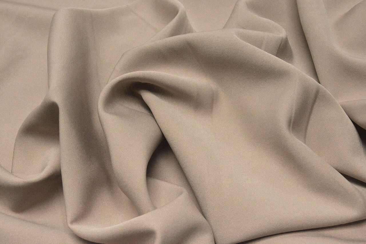 2-Way Crepe Stretch Taupe 2-Way Crepe Stretch Taupe