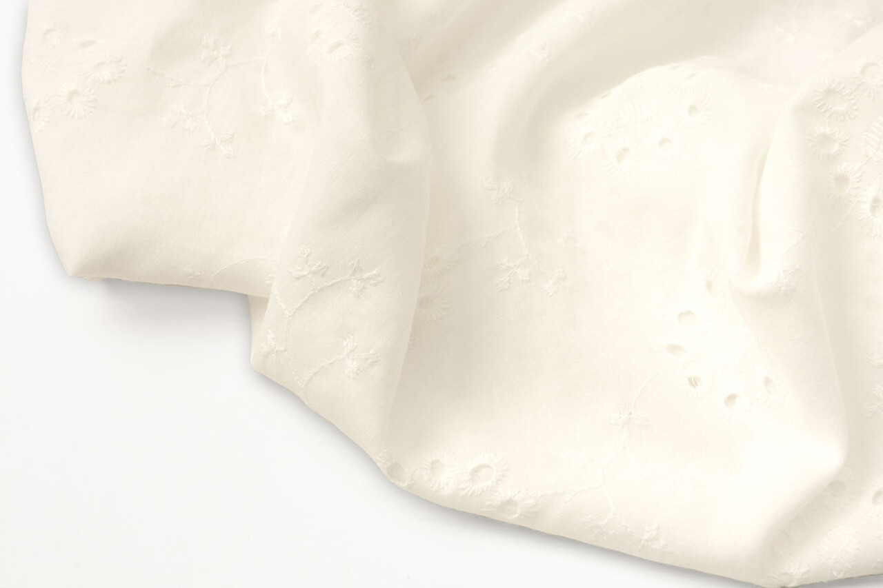 Broderie Anglaise Coton Liane Crème Broderie Anglaise Coton Liane Crème