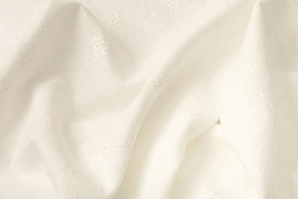 Bordado Inglés Algodón Levana Crema Bordado Inglés Algodón Levana Crema