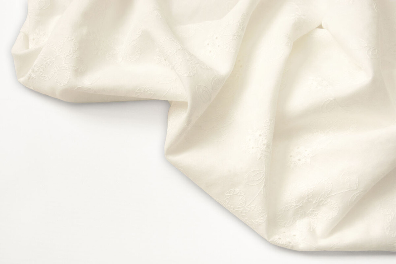 Bordado Inglés Algodón Levana Crema Bordado Inglés Algodón Levana Crema
