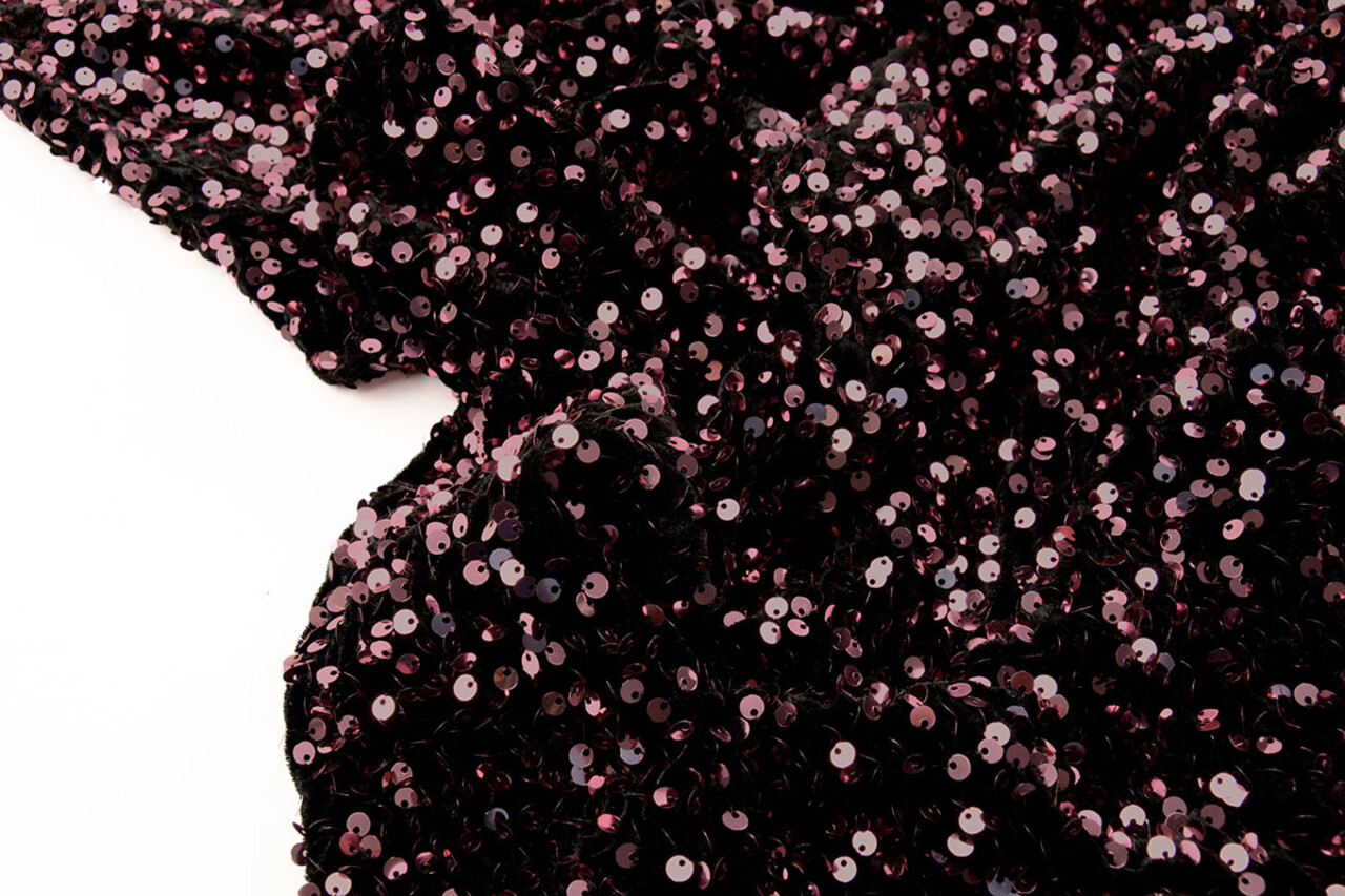 Pailletten auf Samt Schwarz - Altrosa