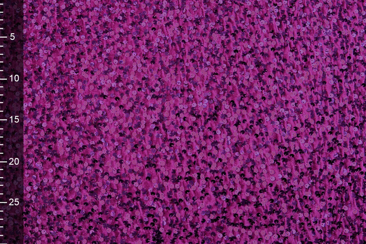 Pailletten auf Samt Alpenveilchen